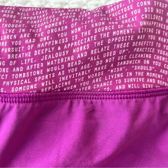 Lululemon Speed Short
Seawheeze - Regal Plum / Coded Manifesto Regal Plum - Picture 5 of 6